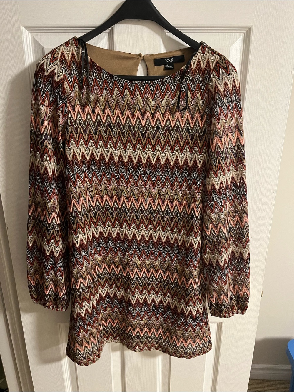 Forever 21 Zigzag Print Long Sleeve Blouse - Pink, Brown, Cream